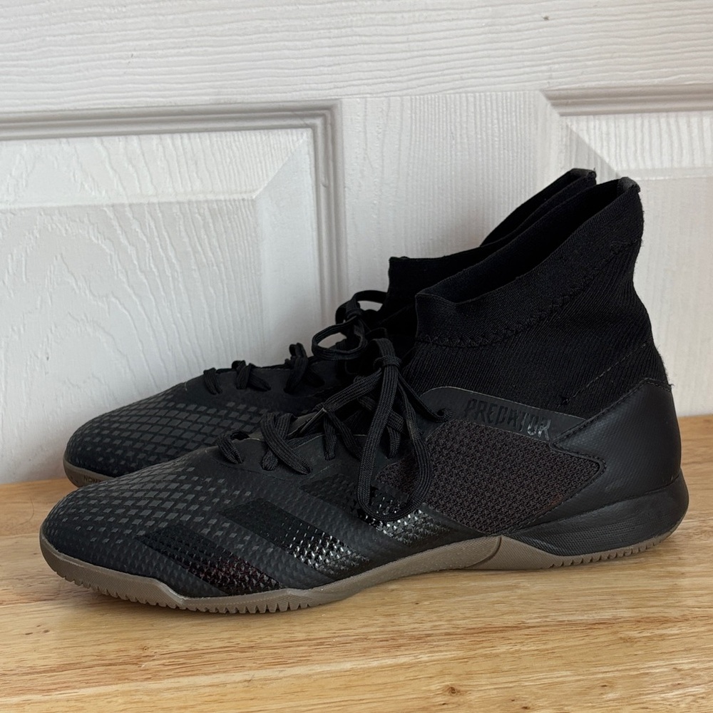 adidas Predator 20.3 indoor soccer shoes Black men’s size 8.5 EE9573 sock boot